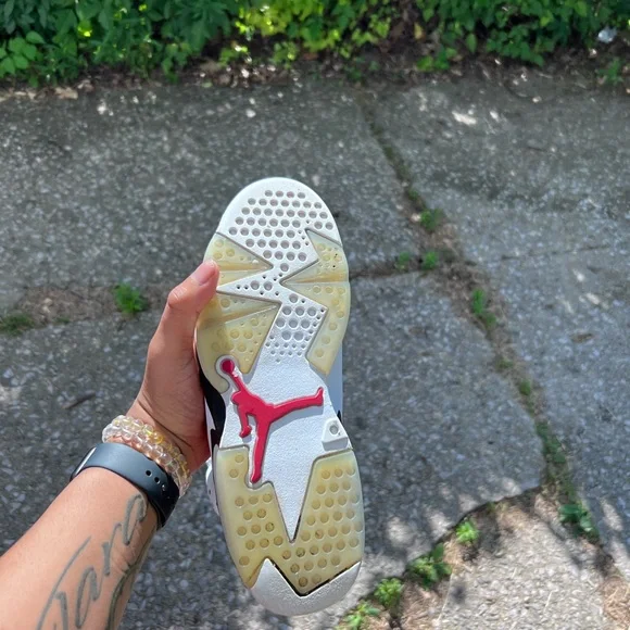 Carmine 6s - Picture 5 of 8